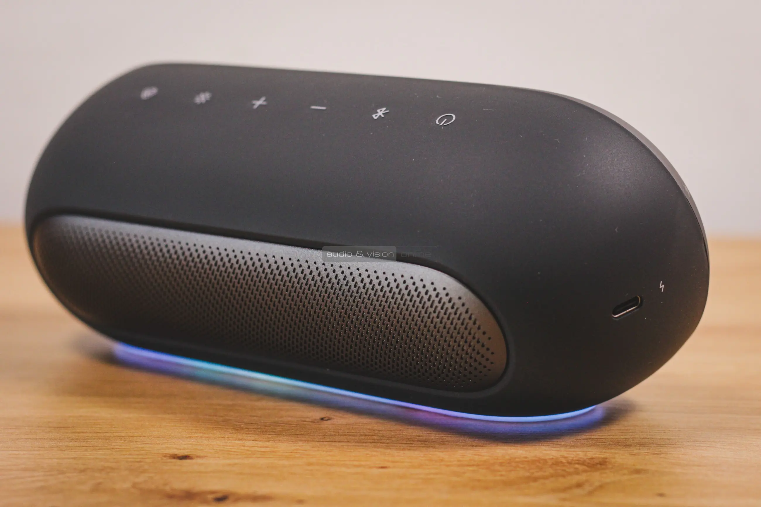 Harman Kardon Luna 2 Bluetooth hangszóró