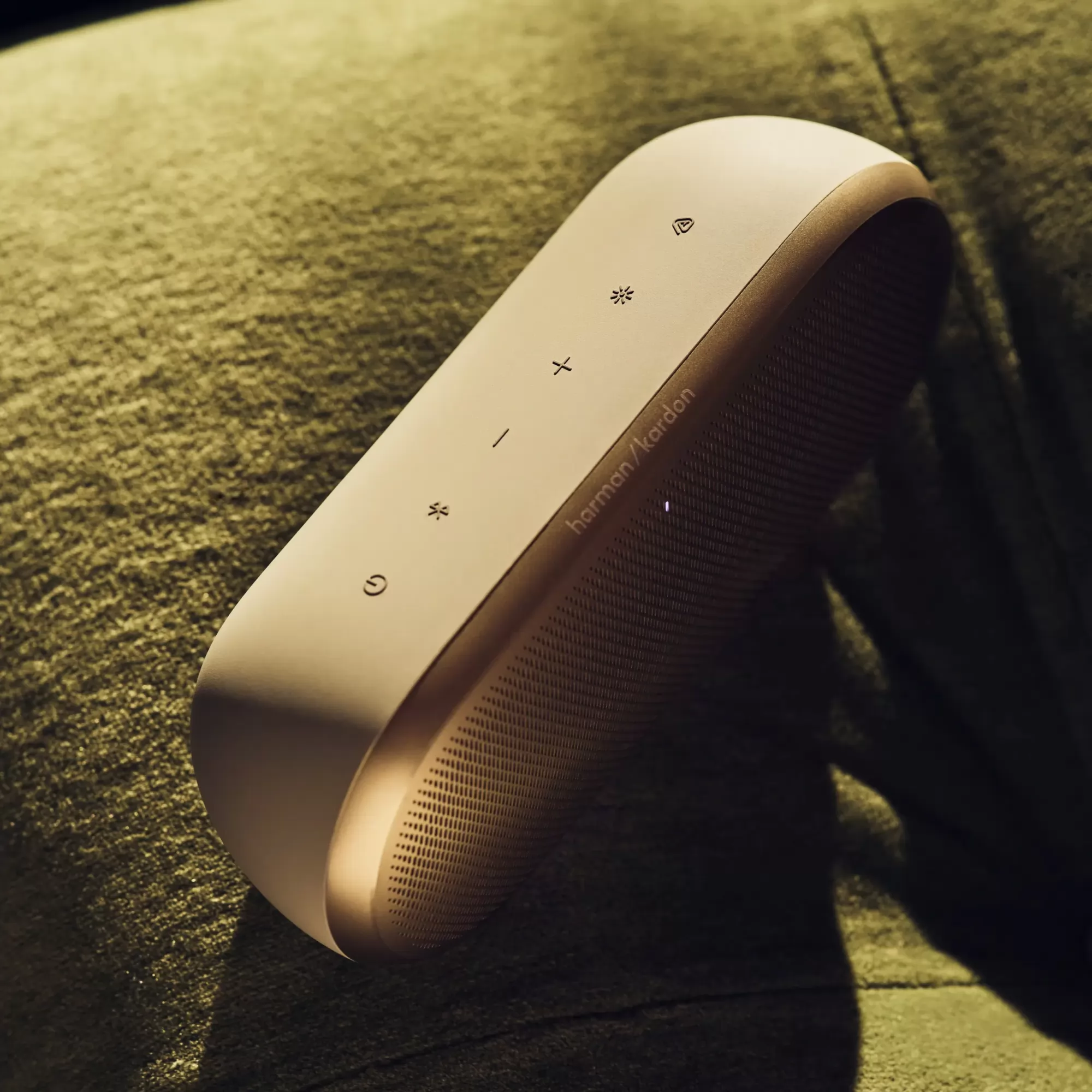 Harman Kardon Luna 2 Bluetooth hangszóró