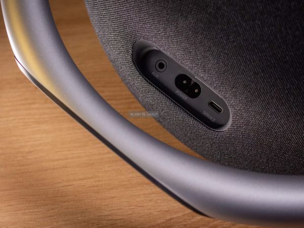 Harman Kardon Onyx Studio 8 Bluetooth hangszóró