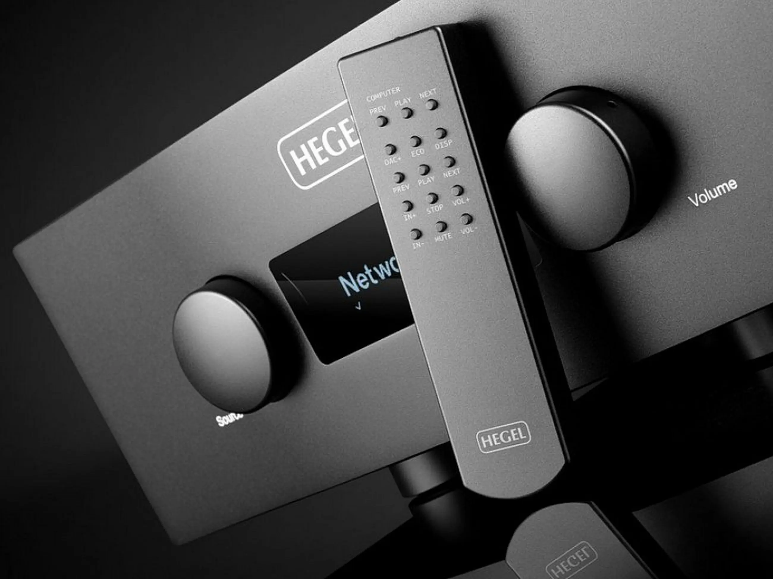 Hegel H600 hálózati sztereó erősítő távirányító