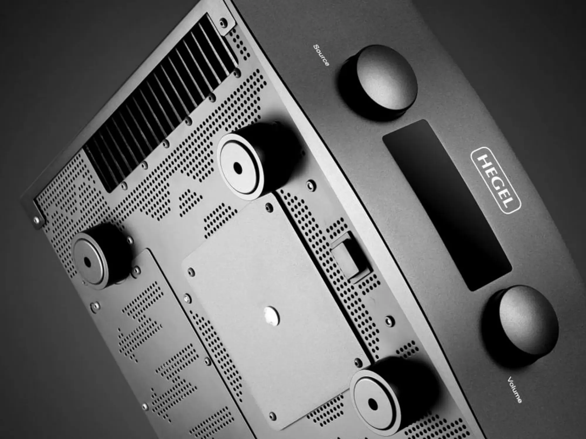 Hegel H600 hálózati sztereó erősítő talp