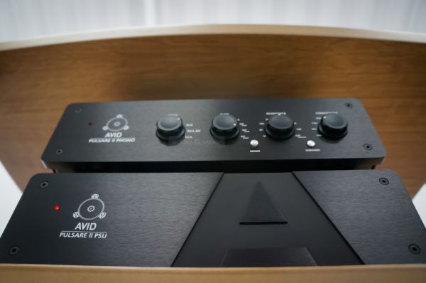 HIGH END 2014 AVID HIFI Pulsare II