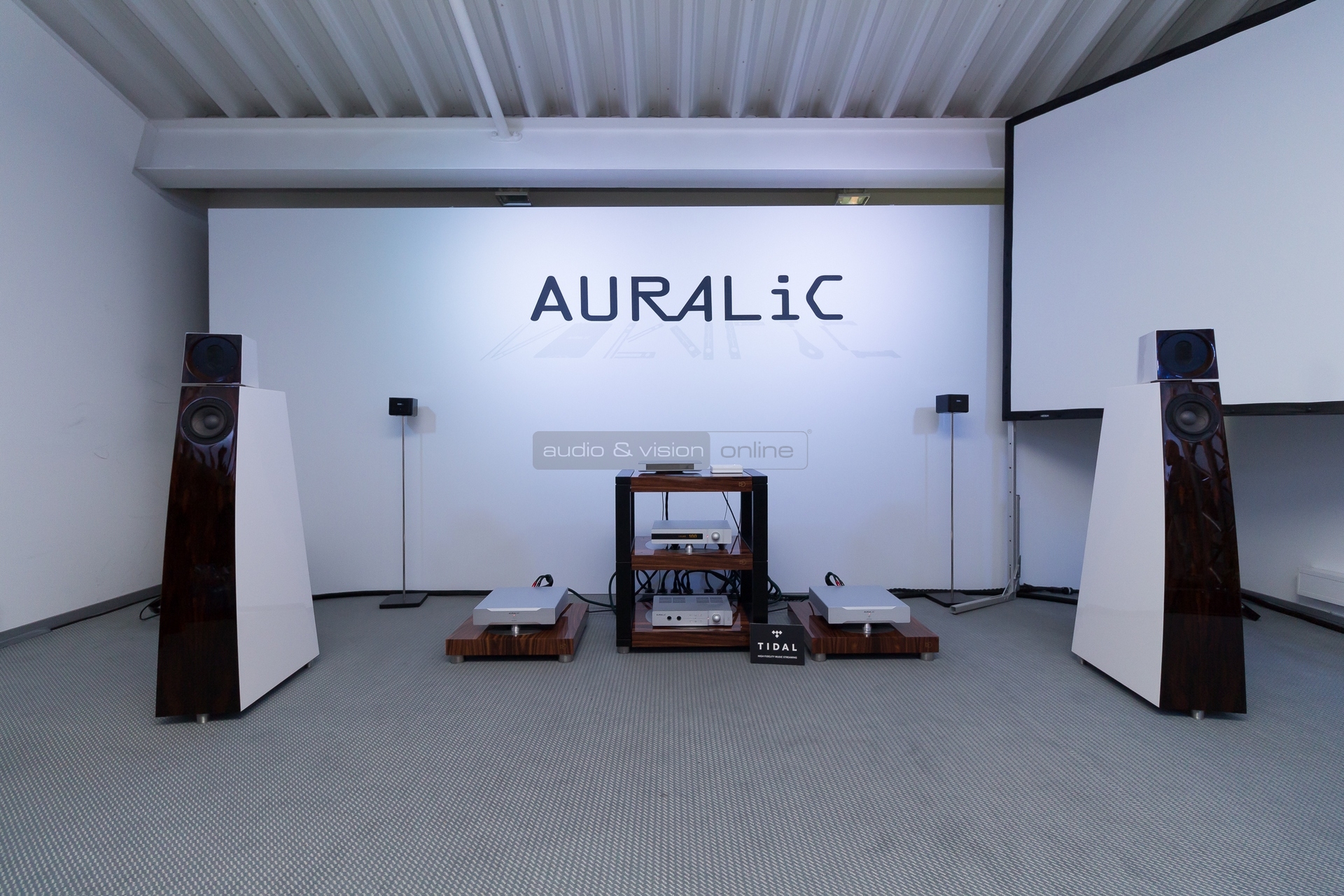 HIGH END 2015 AURALiC