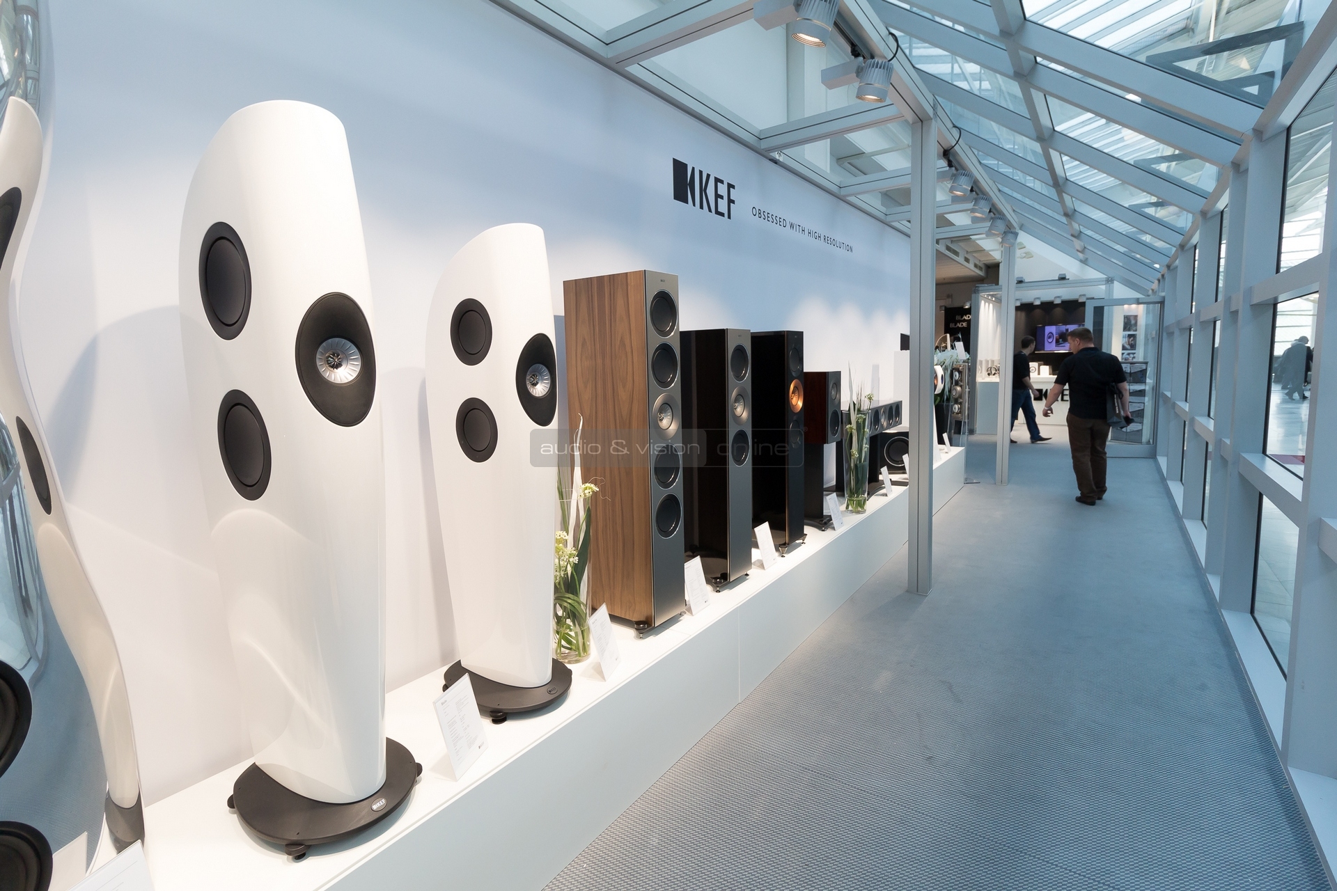 HIGH END 2015 KEF