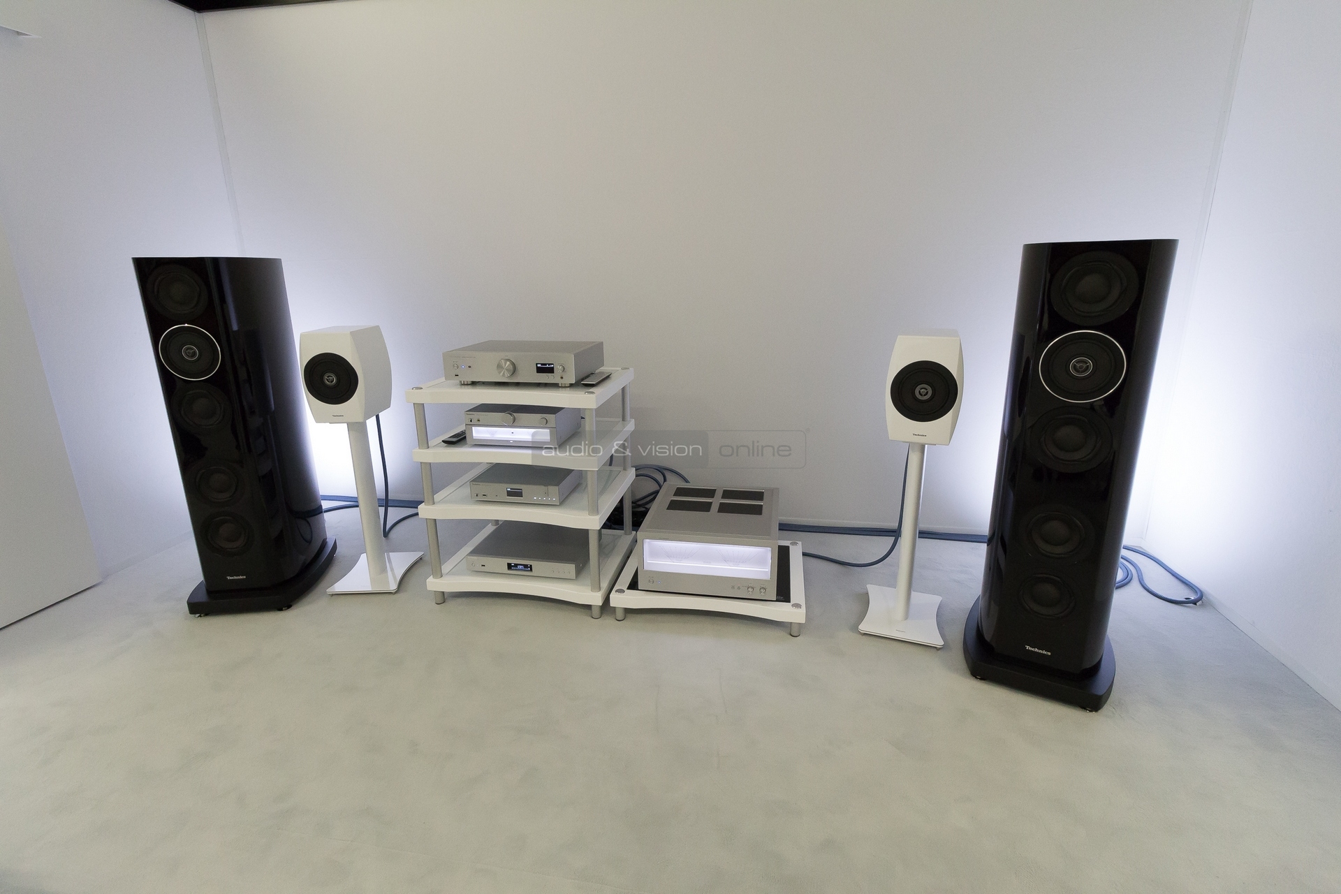 HIGH END 2015 Technics