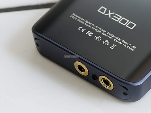 iBasso DX300 mobil zenelejátszó