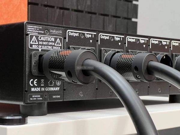 InAkustik Referenz Power Station AC-4500 tápszűrő hátlap