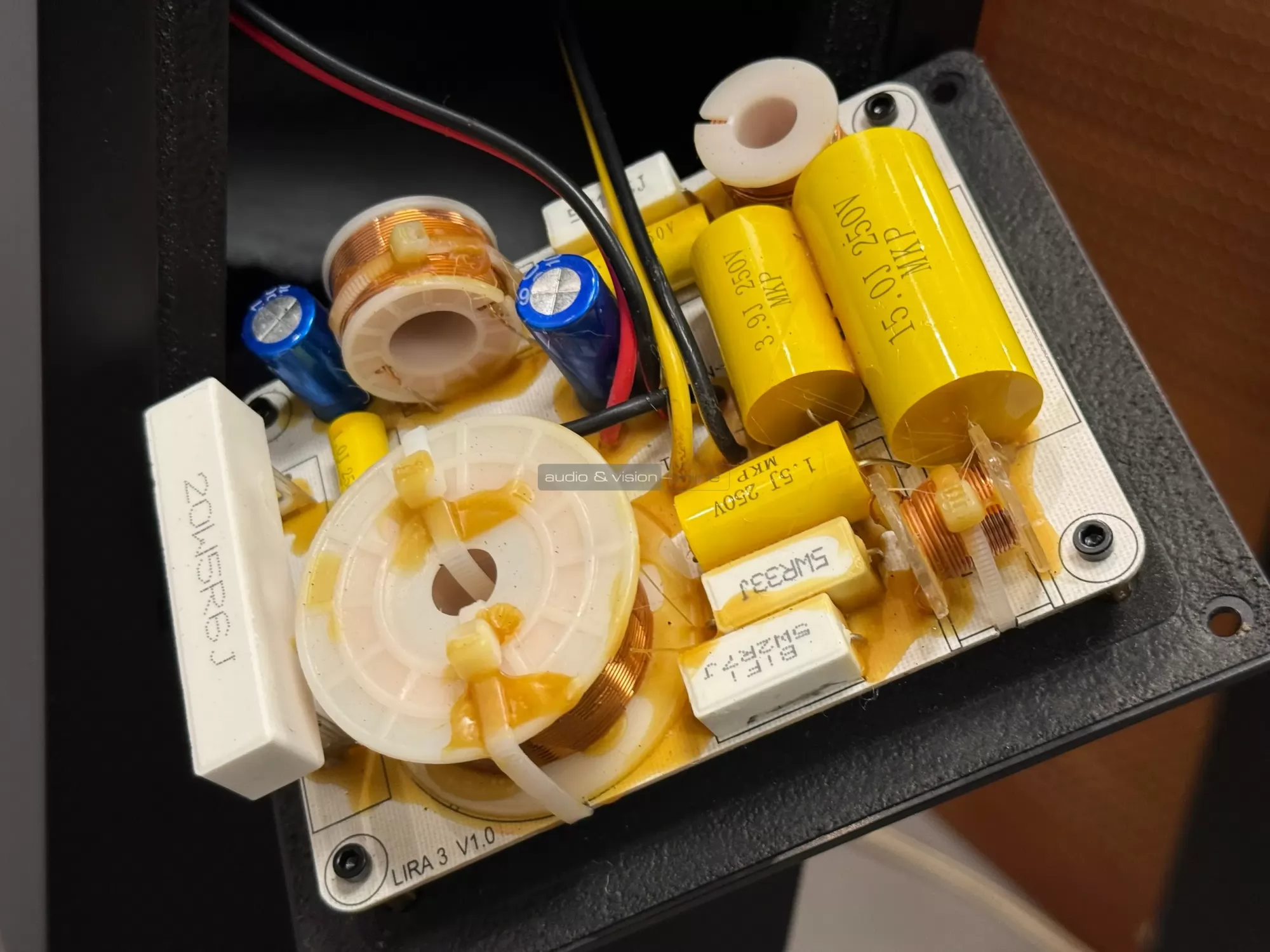 Indiana Line Lira 3 hangfal keresztváltó