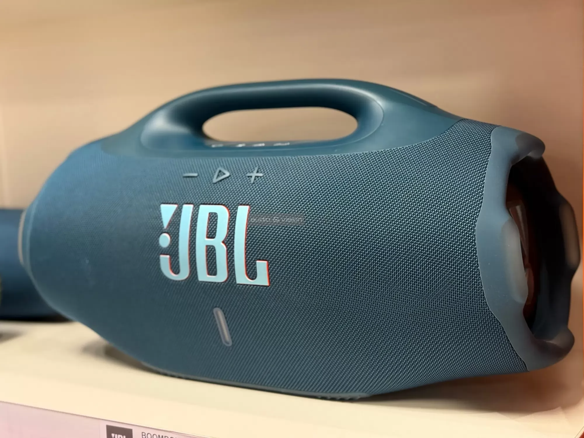JBL Boombox 4 Bluetooth hangszóró