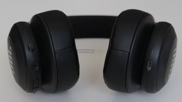 JBL E55BT Bluetooth fejhallgató