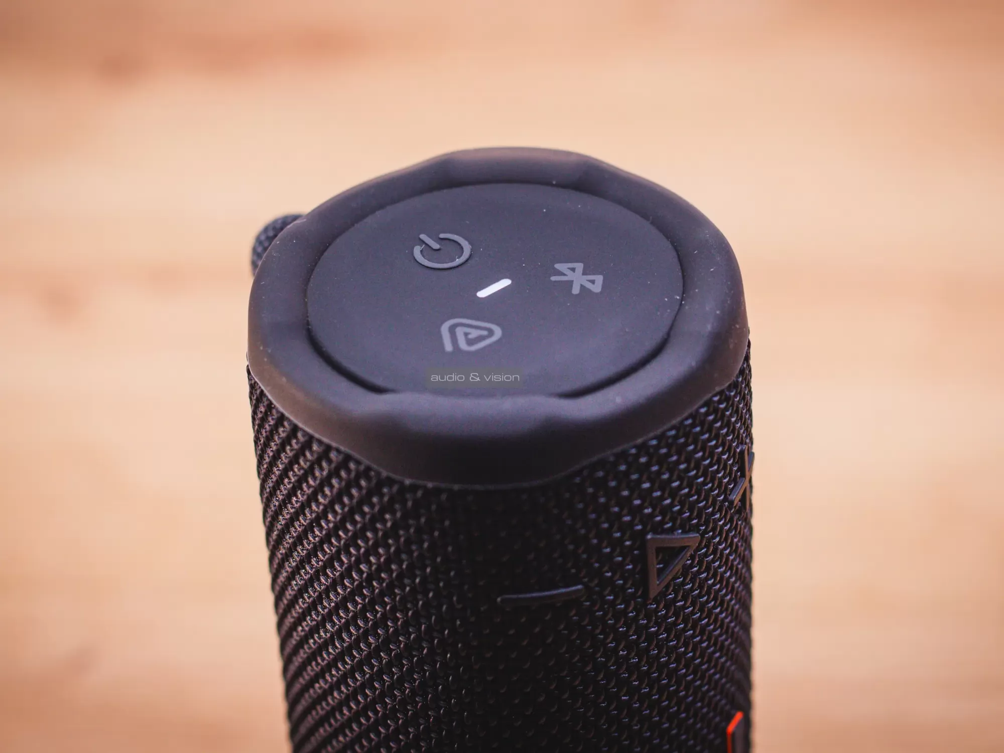 JBL Grip Bluetooth hangszóró