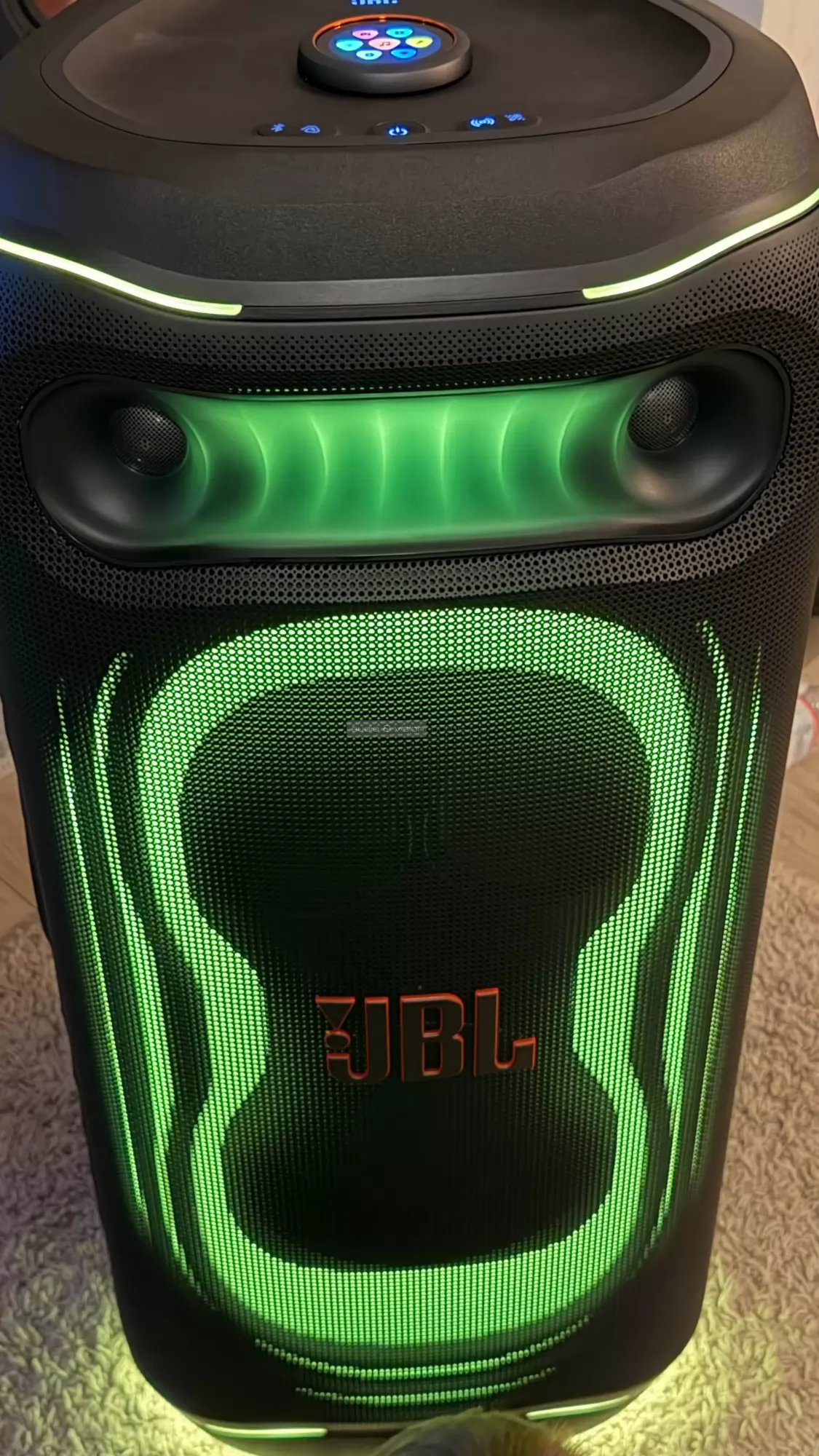 JBL Partybox Ultimate 2 party hangszóró