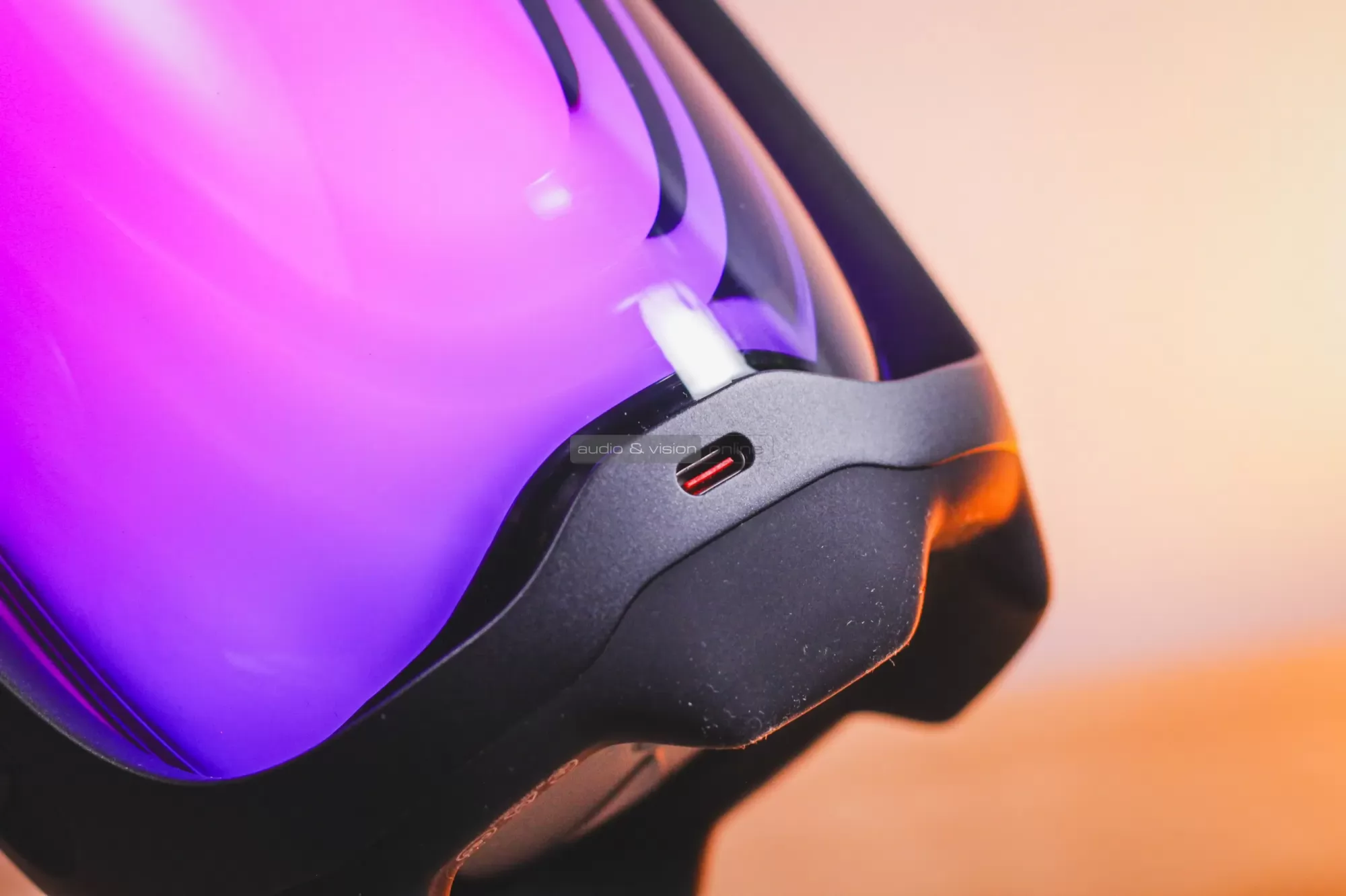 JBL Pulse 6 Bluetooth hangszóró USB-C