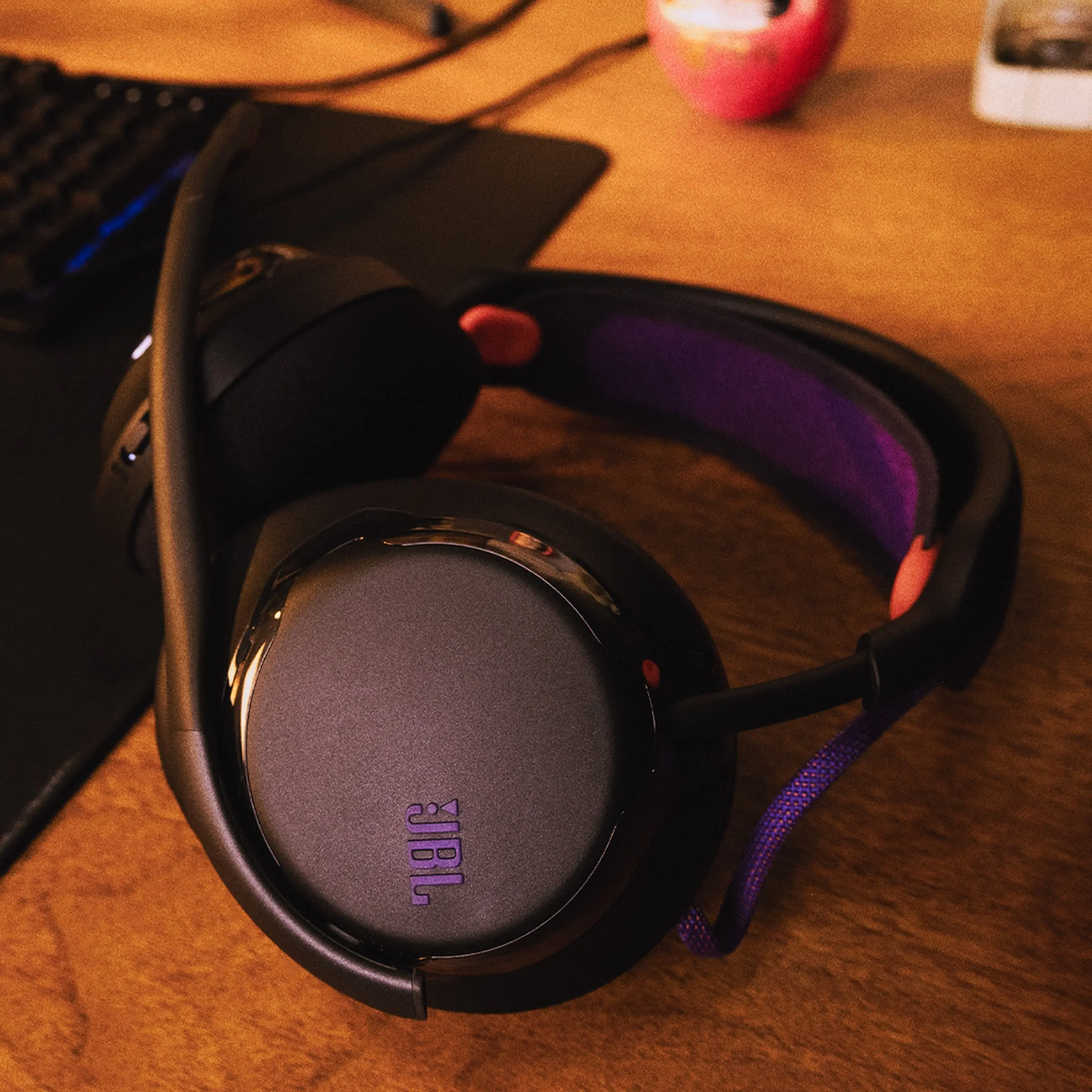 JBL Quantum 650 gamer fejhallgató