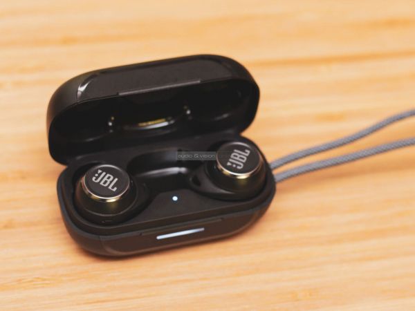 JBL Reflect Aero TWS sportfülhallgató tok