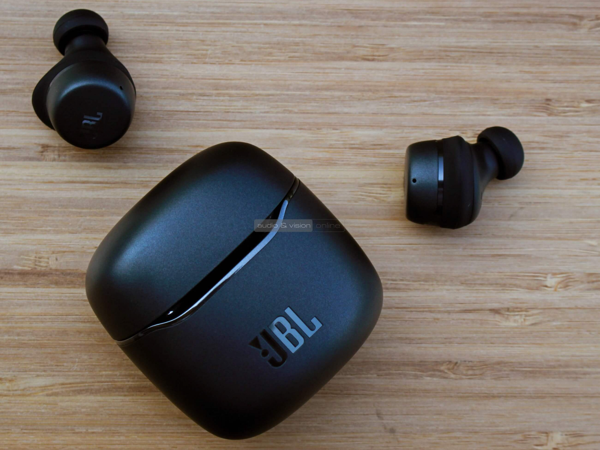 JBL Tour Pro plus TWS Bluetooth fülhallgató