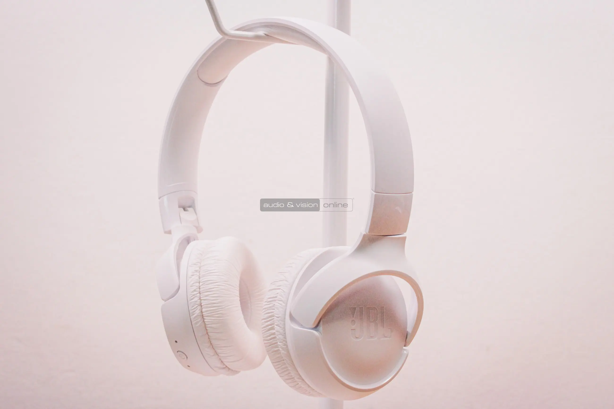 JBL Tune 520BT Bluetooth fejhallgató