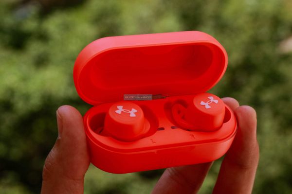 JBL UA True Wireless Streak TWS Bluetooth fülhallgató