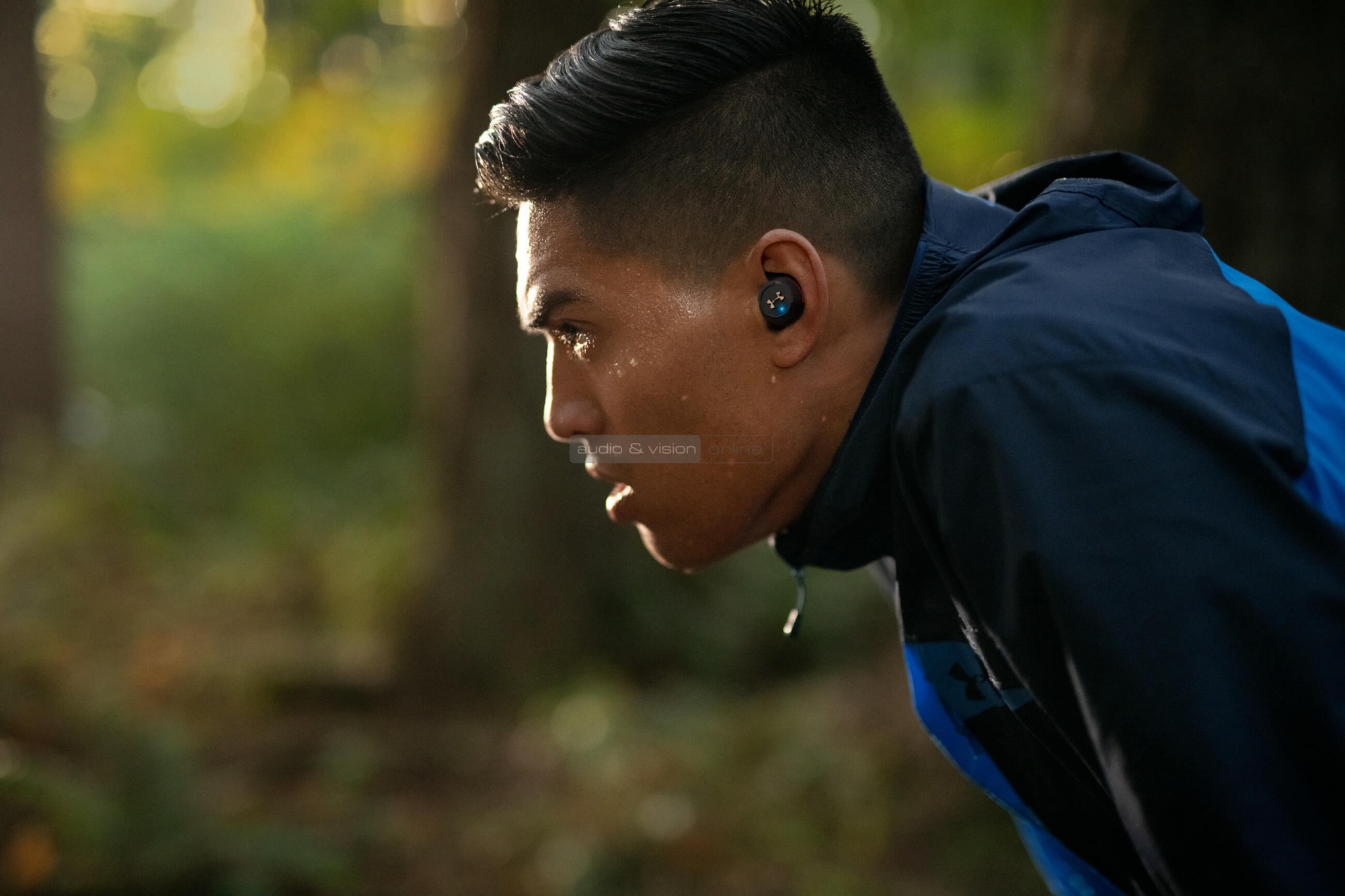 JBL Under Armour Flash Bluetooth sportfülhallgató