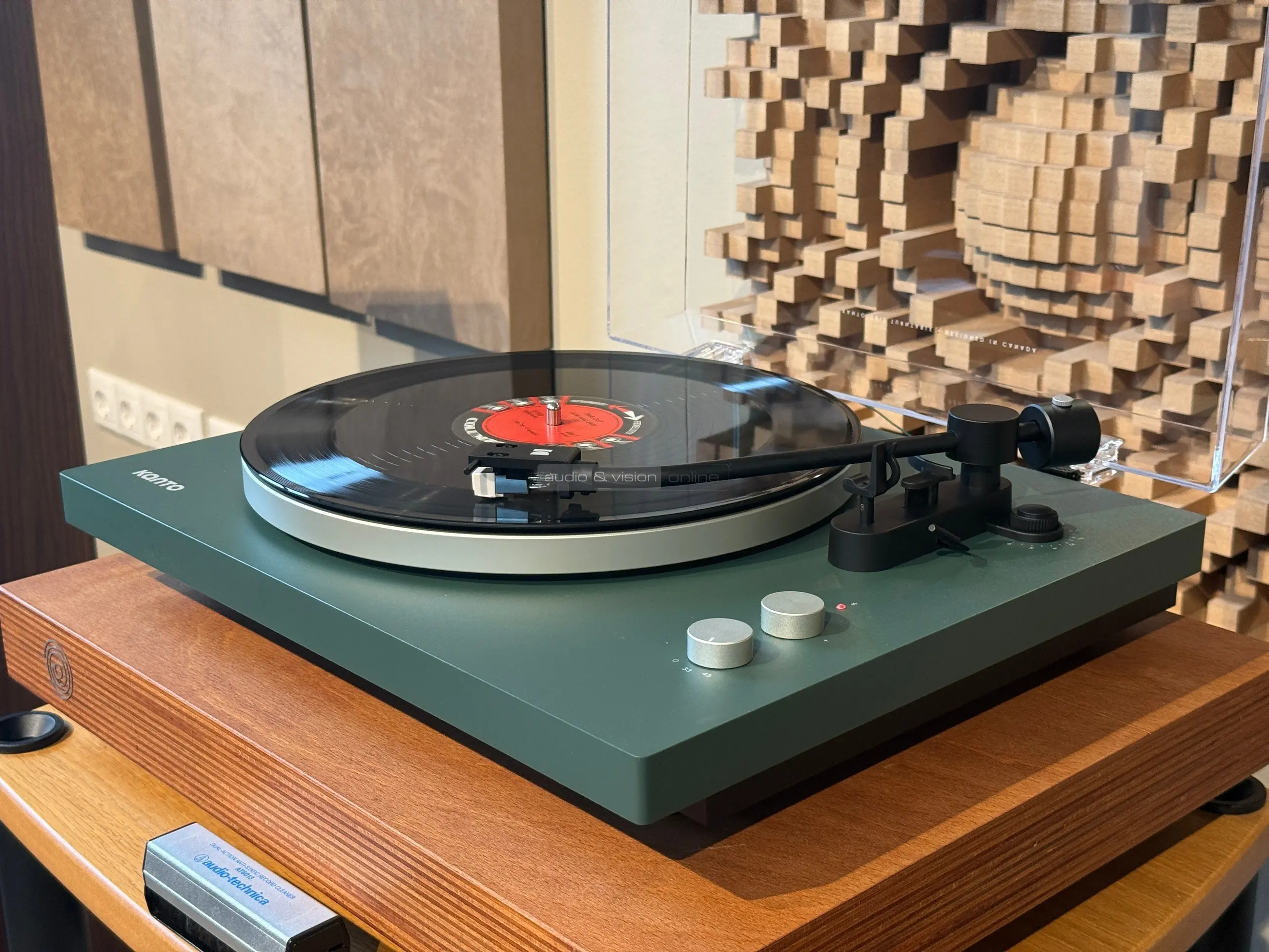 Kanto OBI3 G2 vinyl lemezjátszó