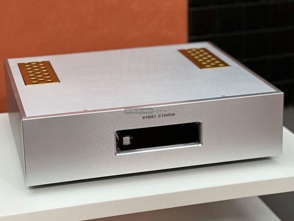 Kinki Studio EX-M7 sztereó végfok