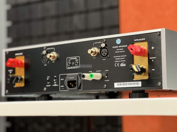 Kinki Studio EX-M7 sztereó végfok hátlap