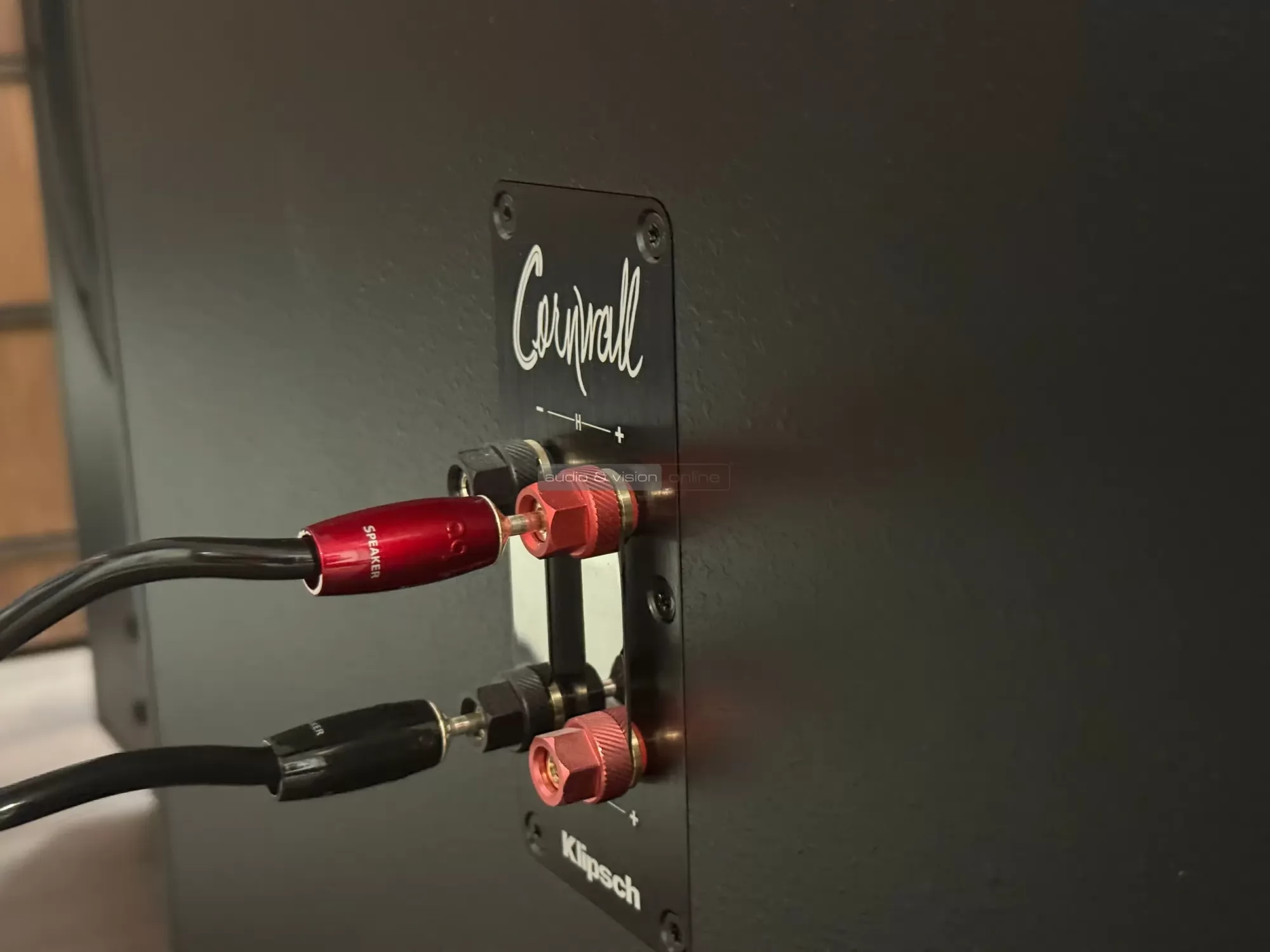Klipsch Cornwall IV hangfal csatlakozó