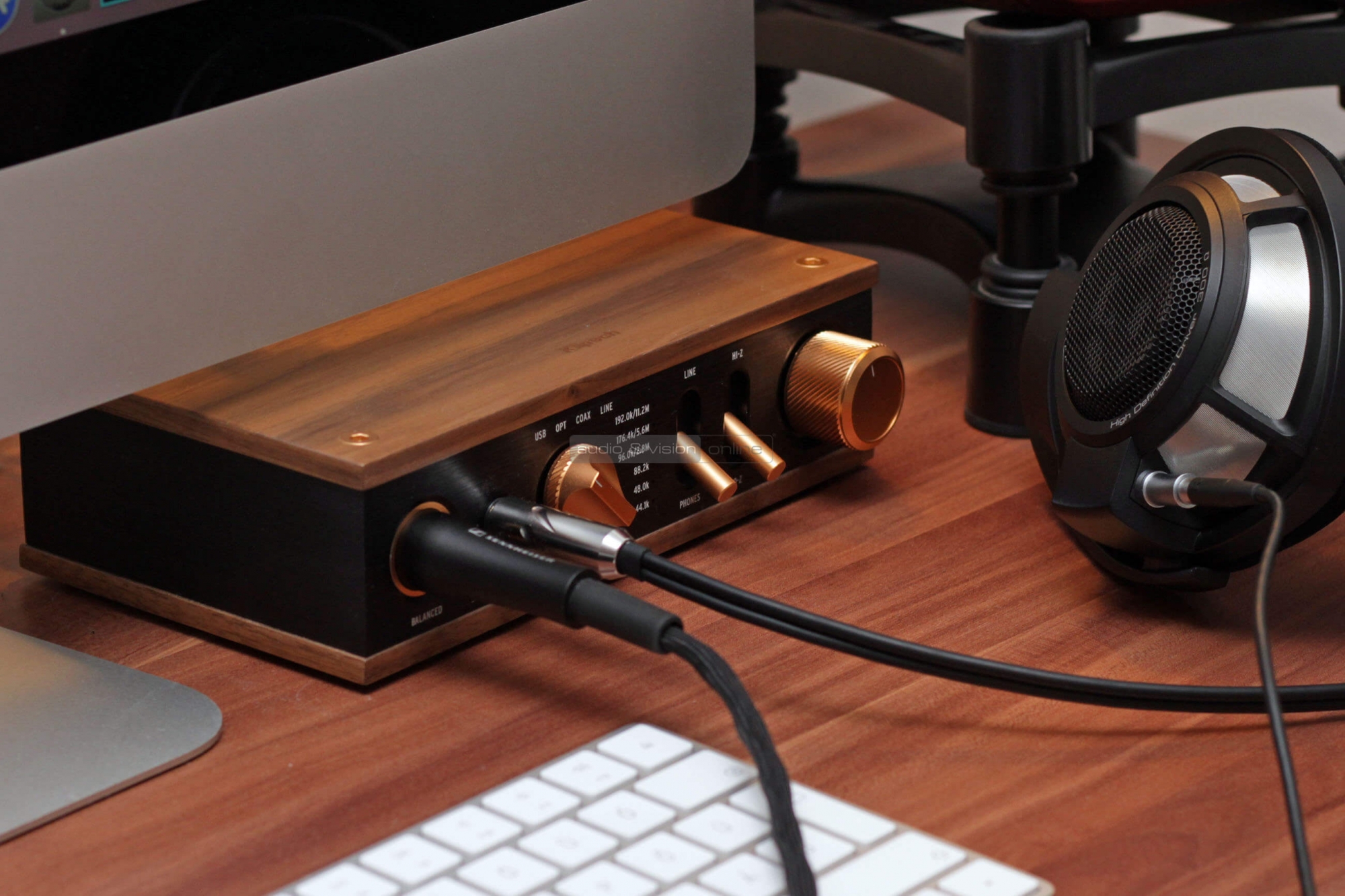 Klipsch Heritage Headphone Amplifier fejhallgató erősítő és Sennheiser HD 800 S fejhallgató