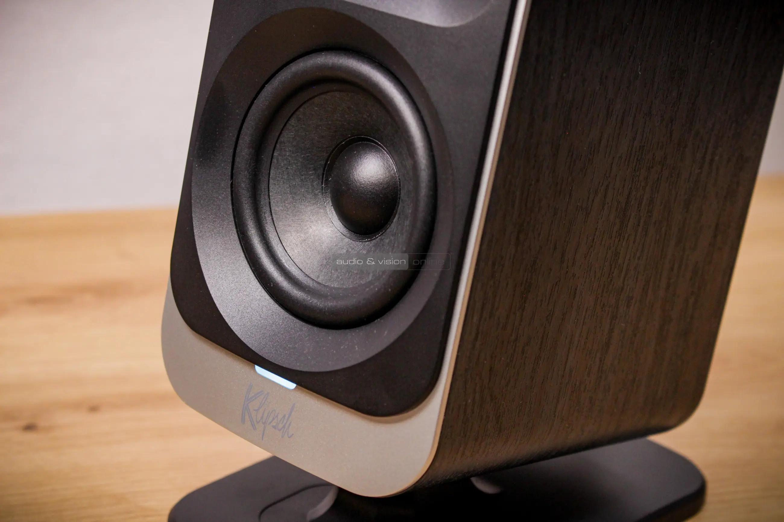 Klipsch ProMedia Lumina aktív hangfal mélyközépsugárzó