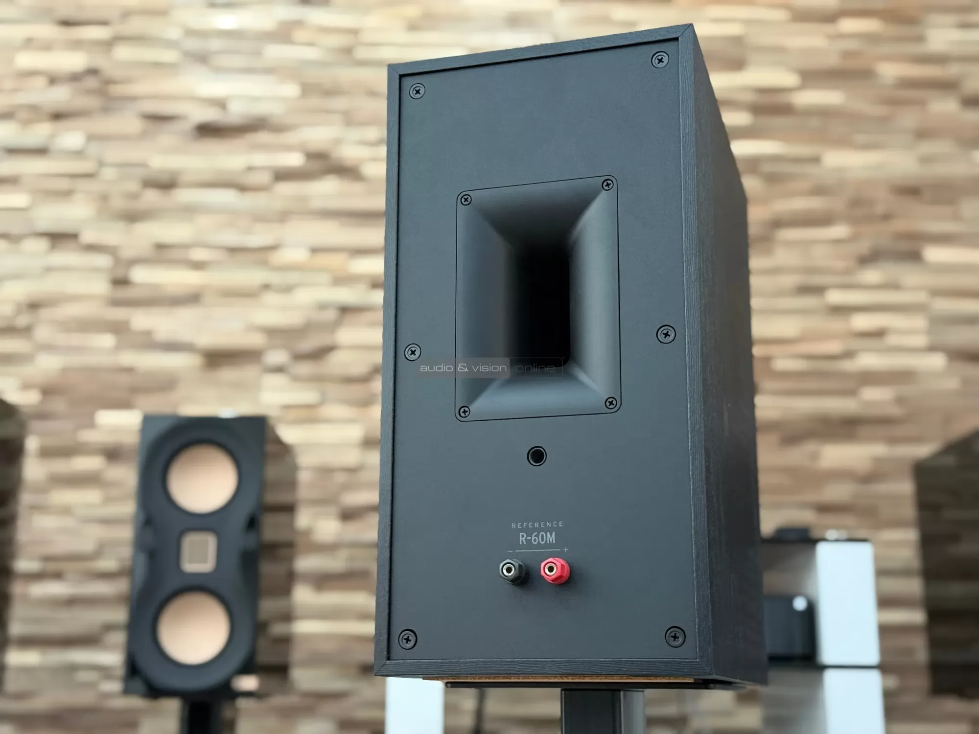 Klipsch R-60M hangfal hátlap