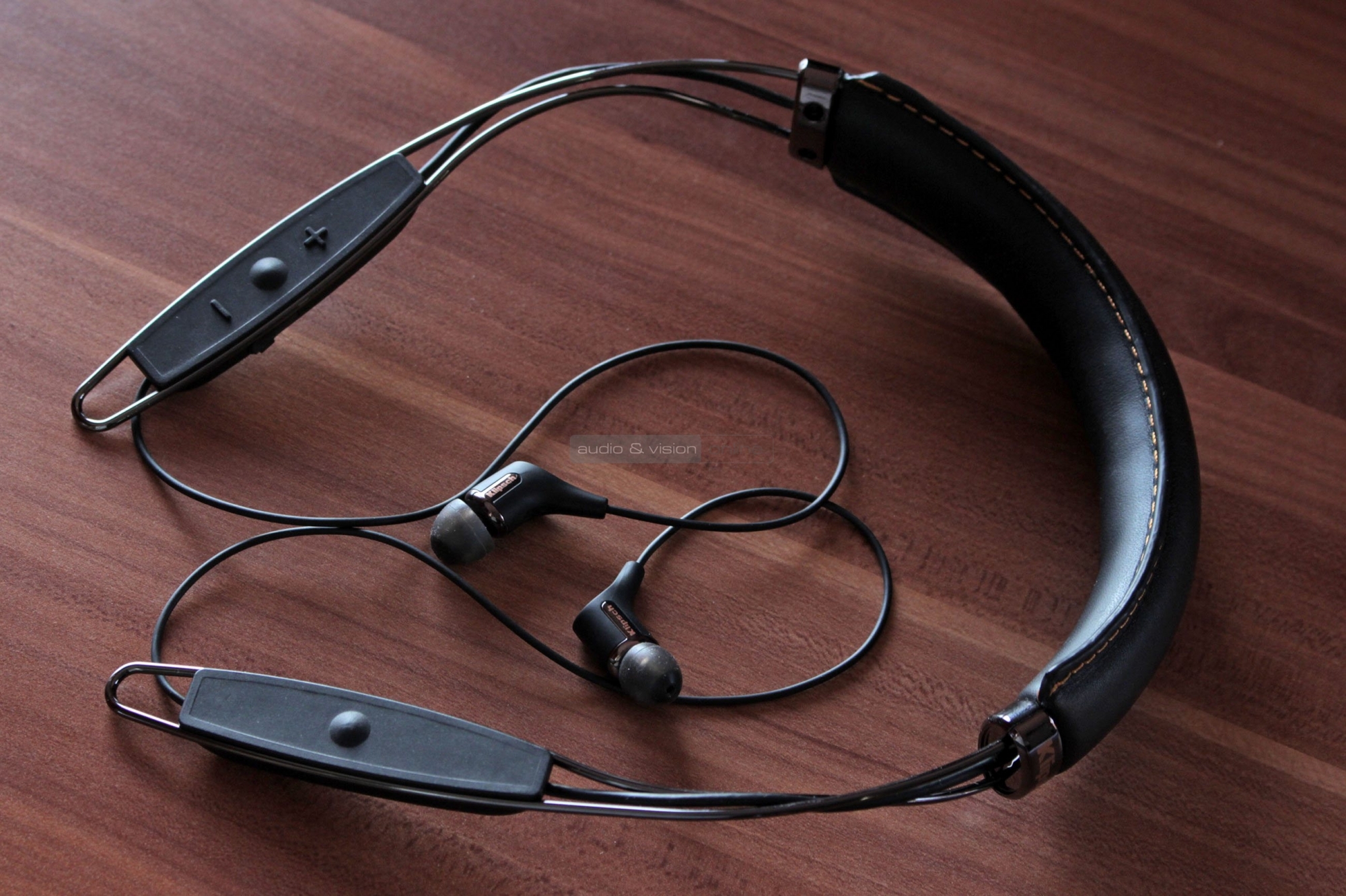 Klipsch R6 Neckband Bluetooth fülhallgató