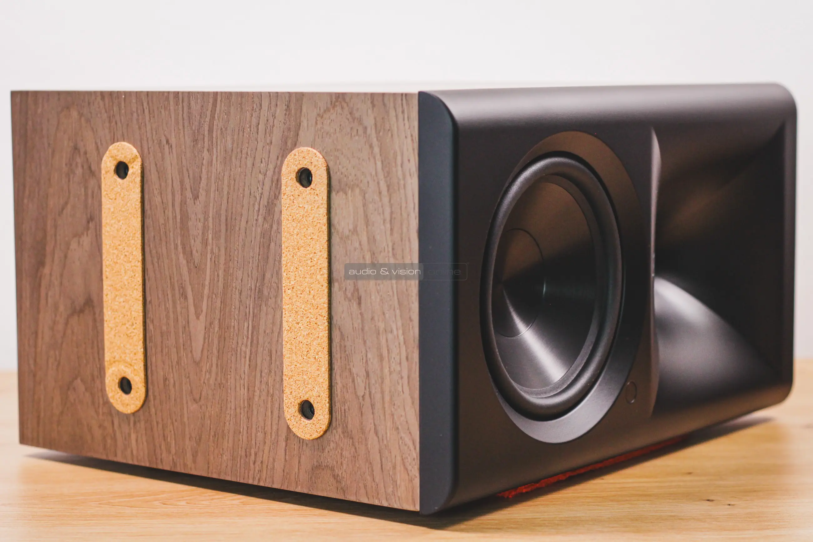 Klipsch The Fives II aktív hangfal talp