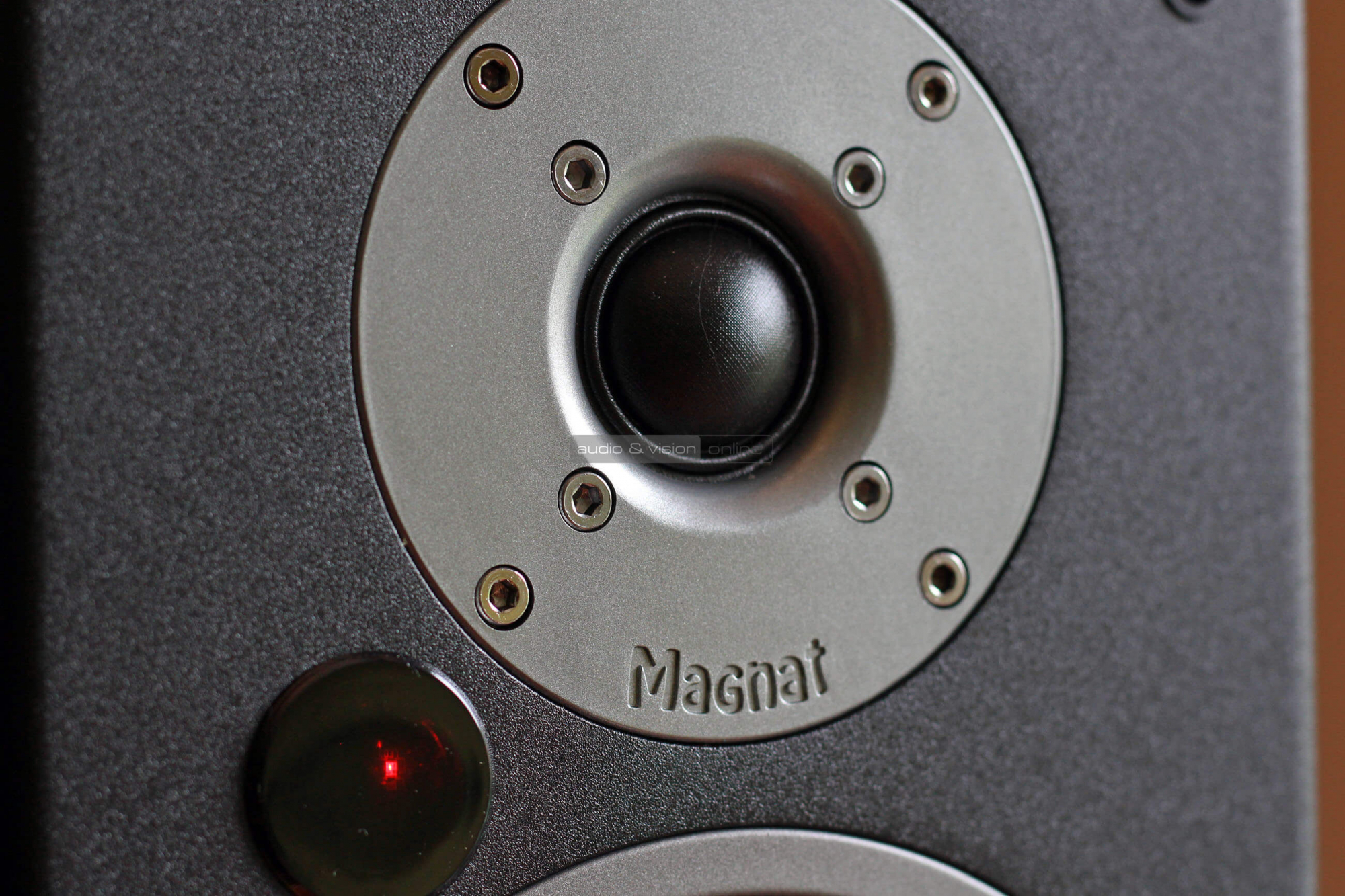 Magnat Monitor Active 2000 aktív hangfal