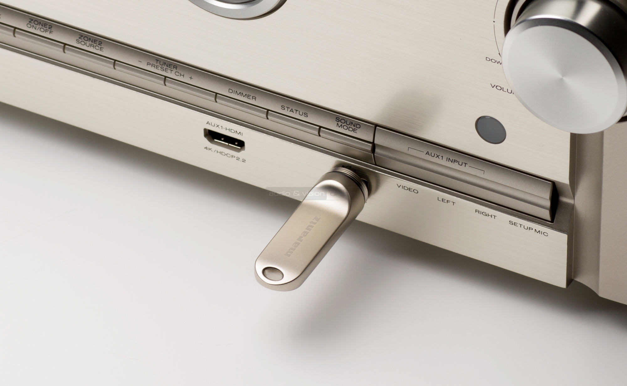 Marantz SR5011 házimozi erősítő front USB