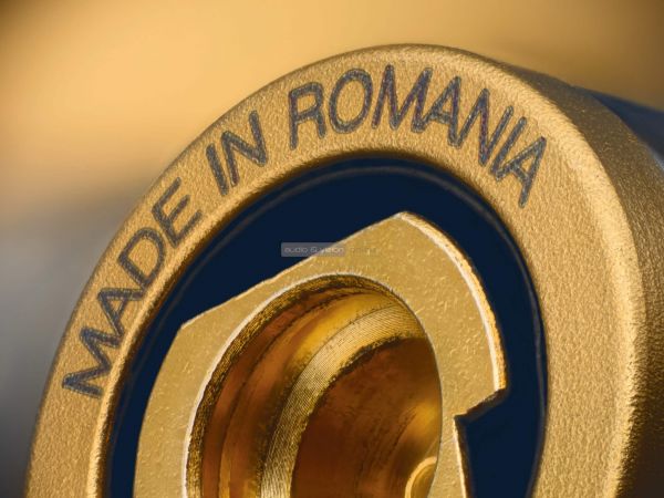 Meze Audio ADVAR fülhallgató Made in Romania