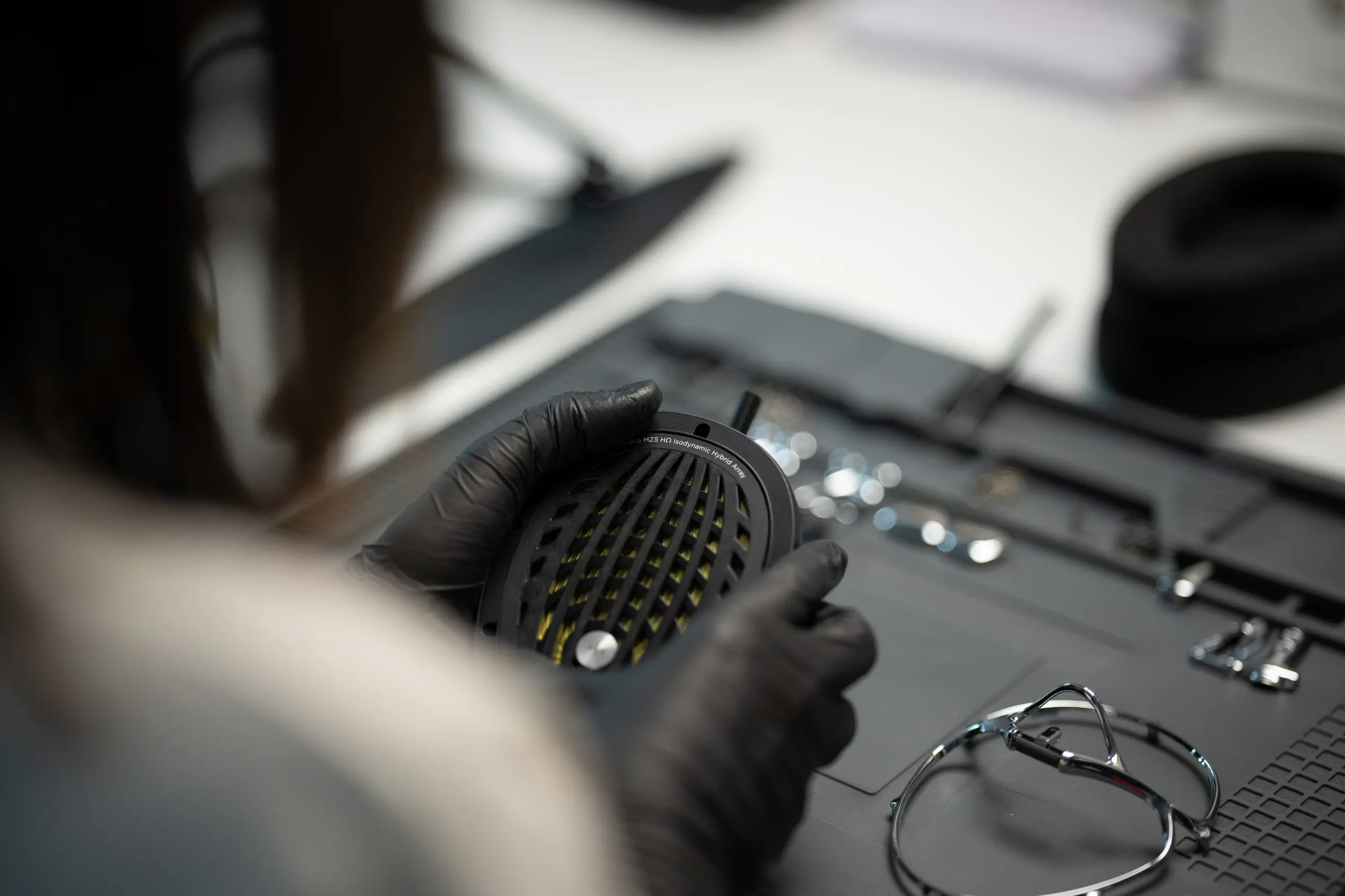 Meze Audio ARTA high end fejhallgató gyártás