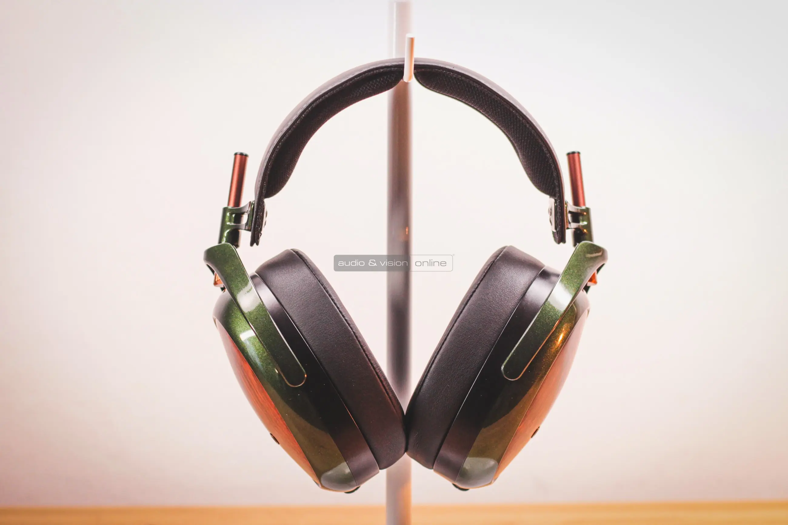 Meze STRADA fejhallgató front