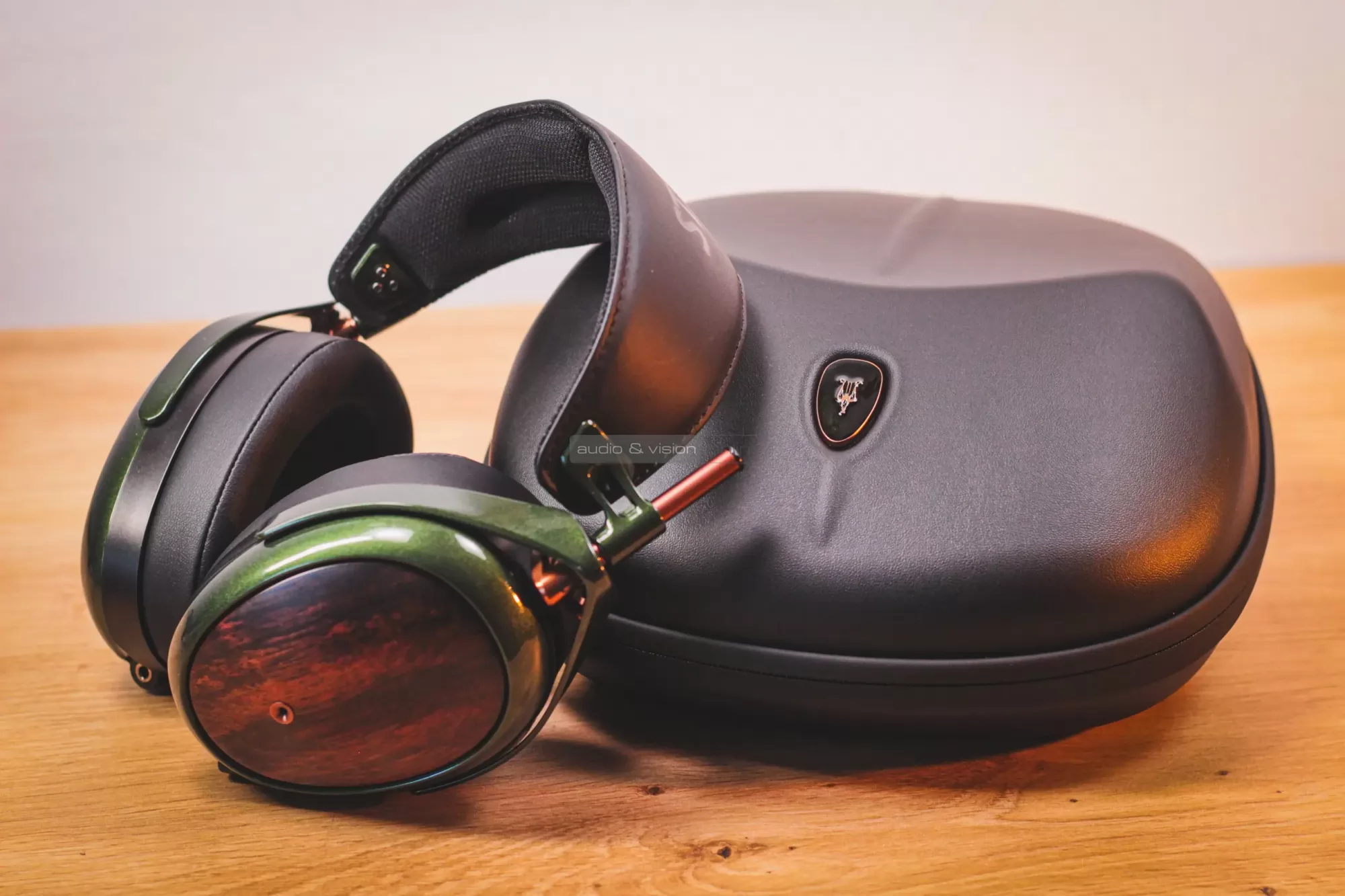 Meze STRADA fejhallgató tok