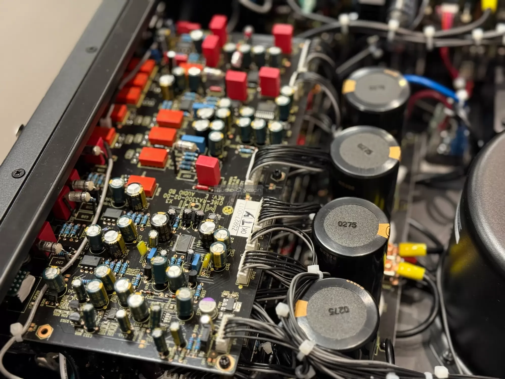 Michi X3 Series 2 sztereó erősítő