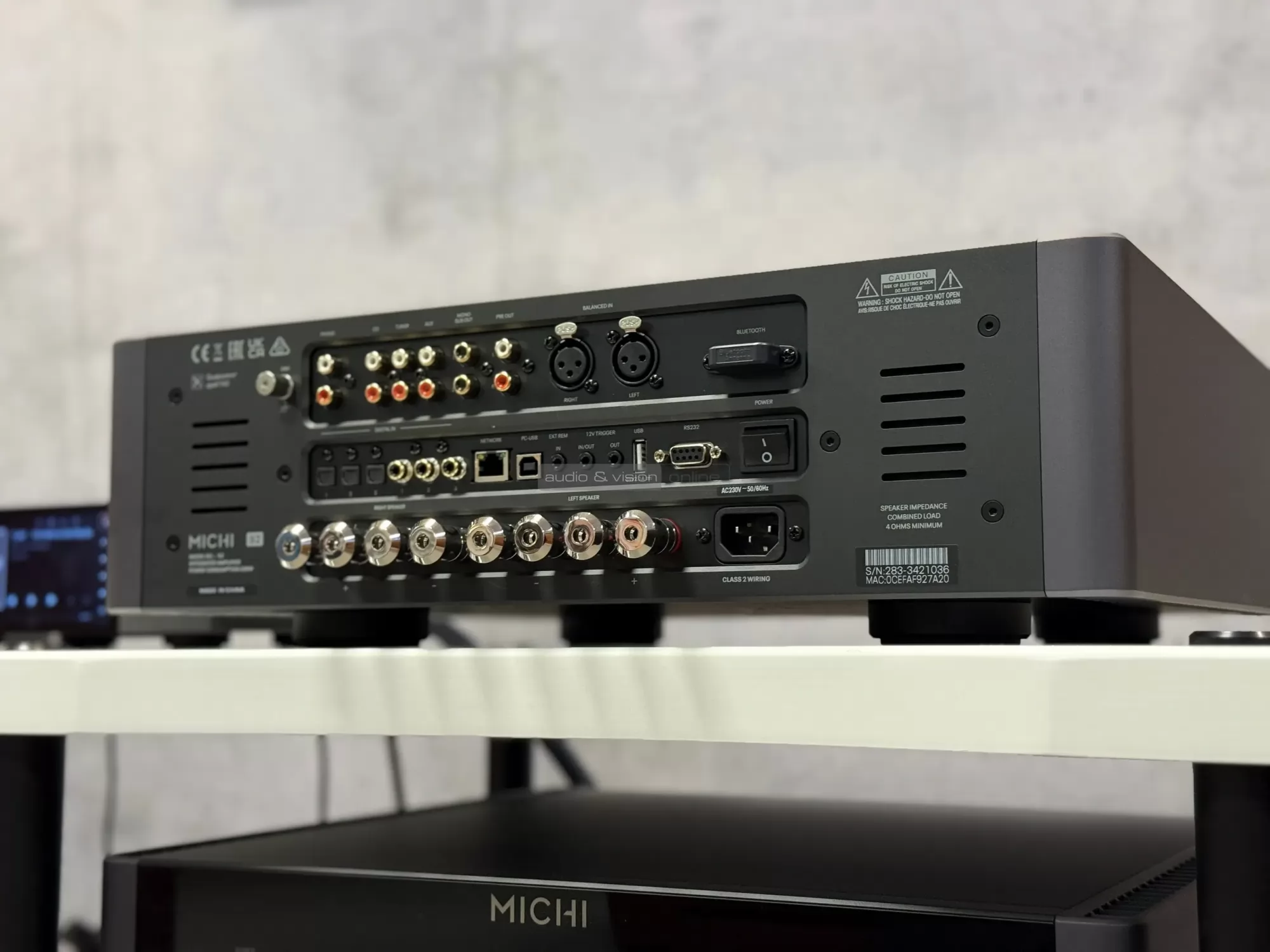 Michi X3 Series 2 sztereó erősítő hátlap