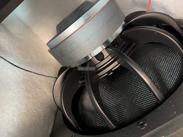 MK Sound X15 Plus aktív mélyláda