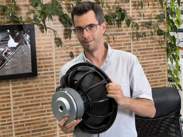 MK Sound X15 Plus aktív mélyláda mélysugárzó