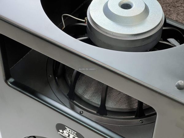 MK Sound X15 Plus aktív mélyláda