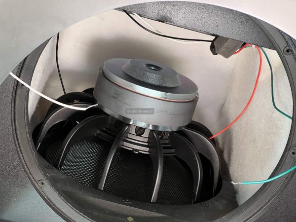 MK Sound X15 Plus aktív mélyláda