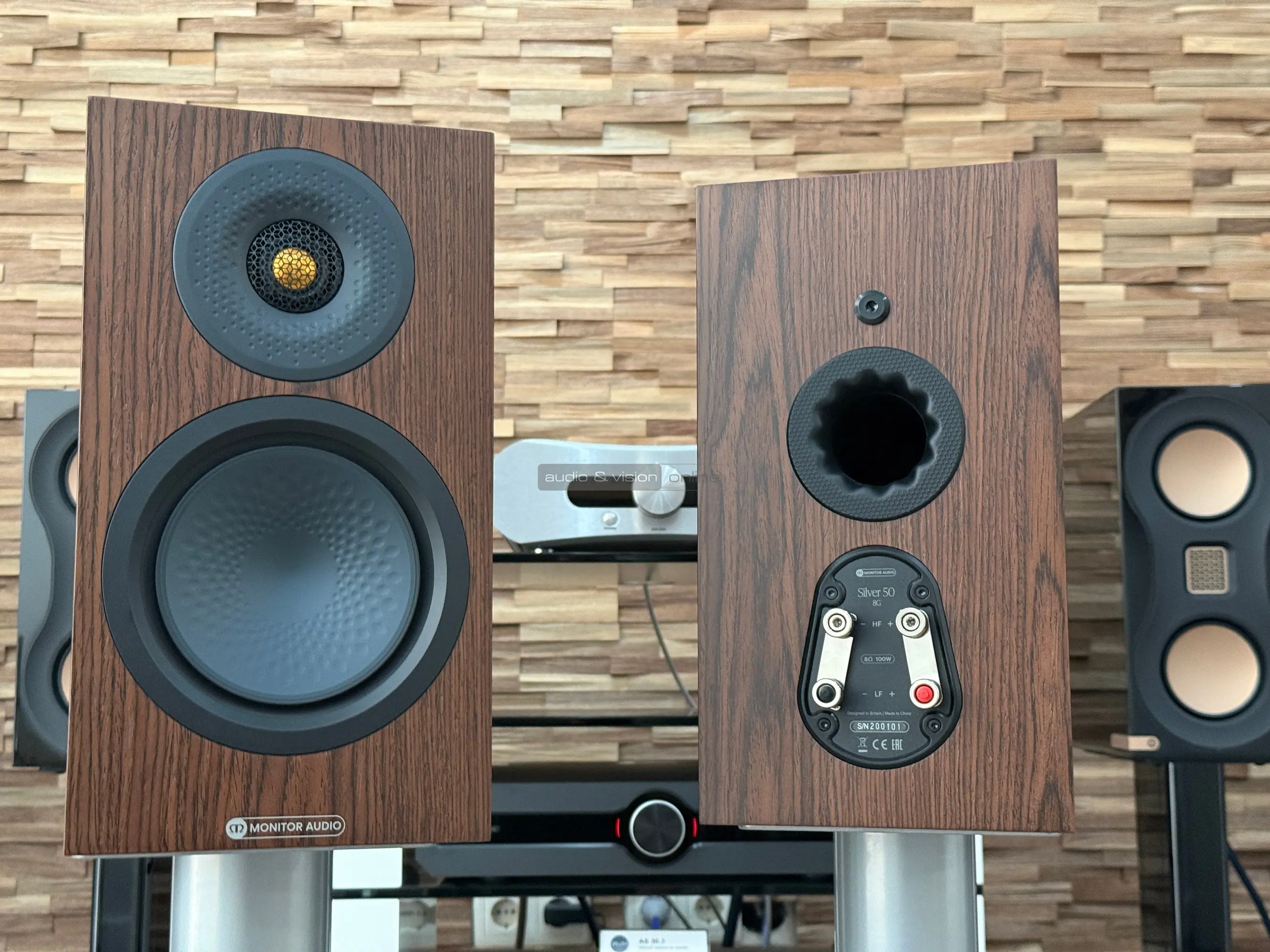Monitor Audio Silver 50 8G hangfal hátlap