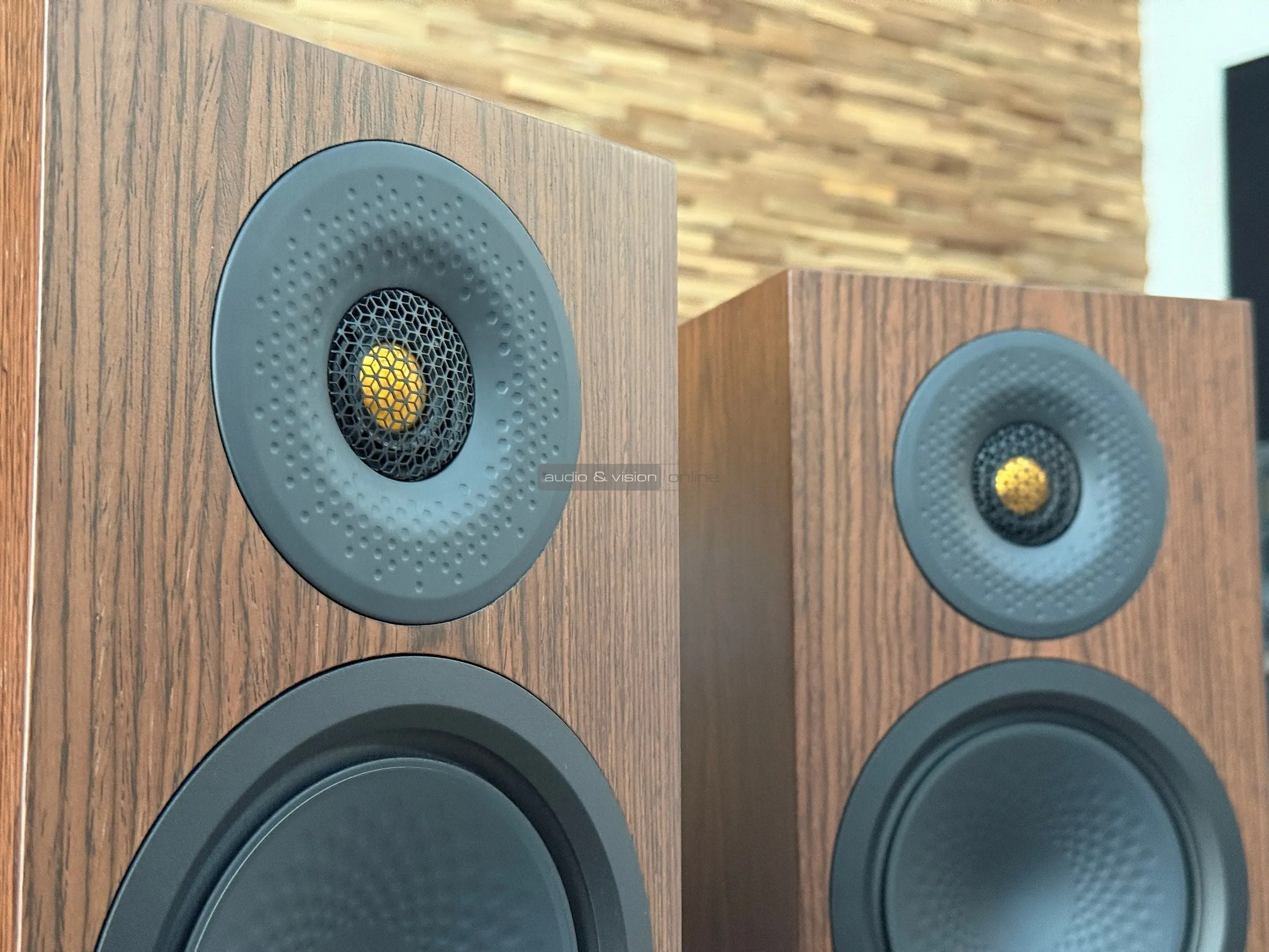 Monitor Audio Silver 50 8G hangfal magassugárzó