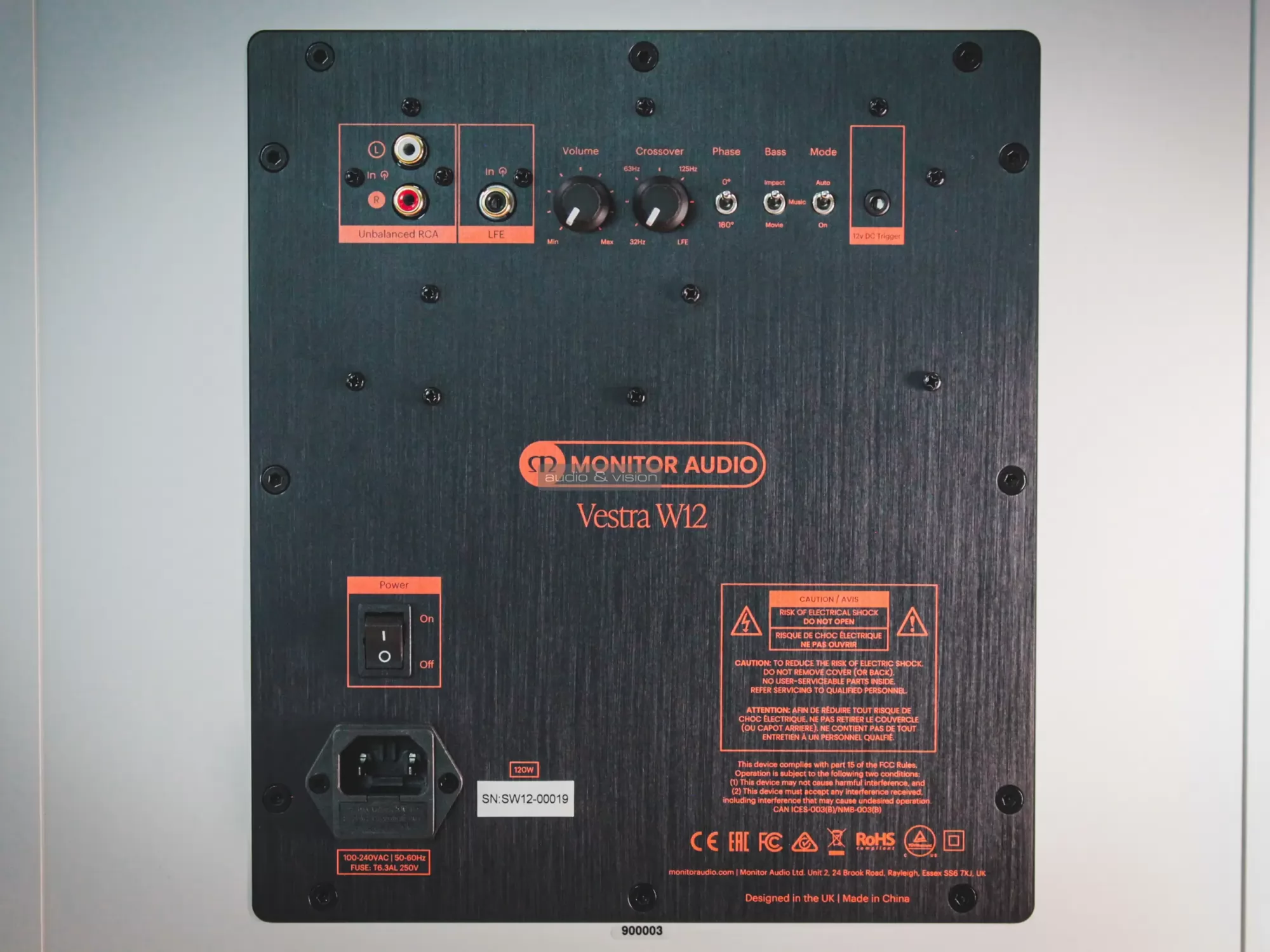 Monitor Audio Vestra W12 mélyláda hátlap