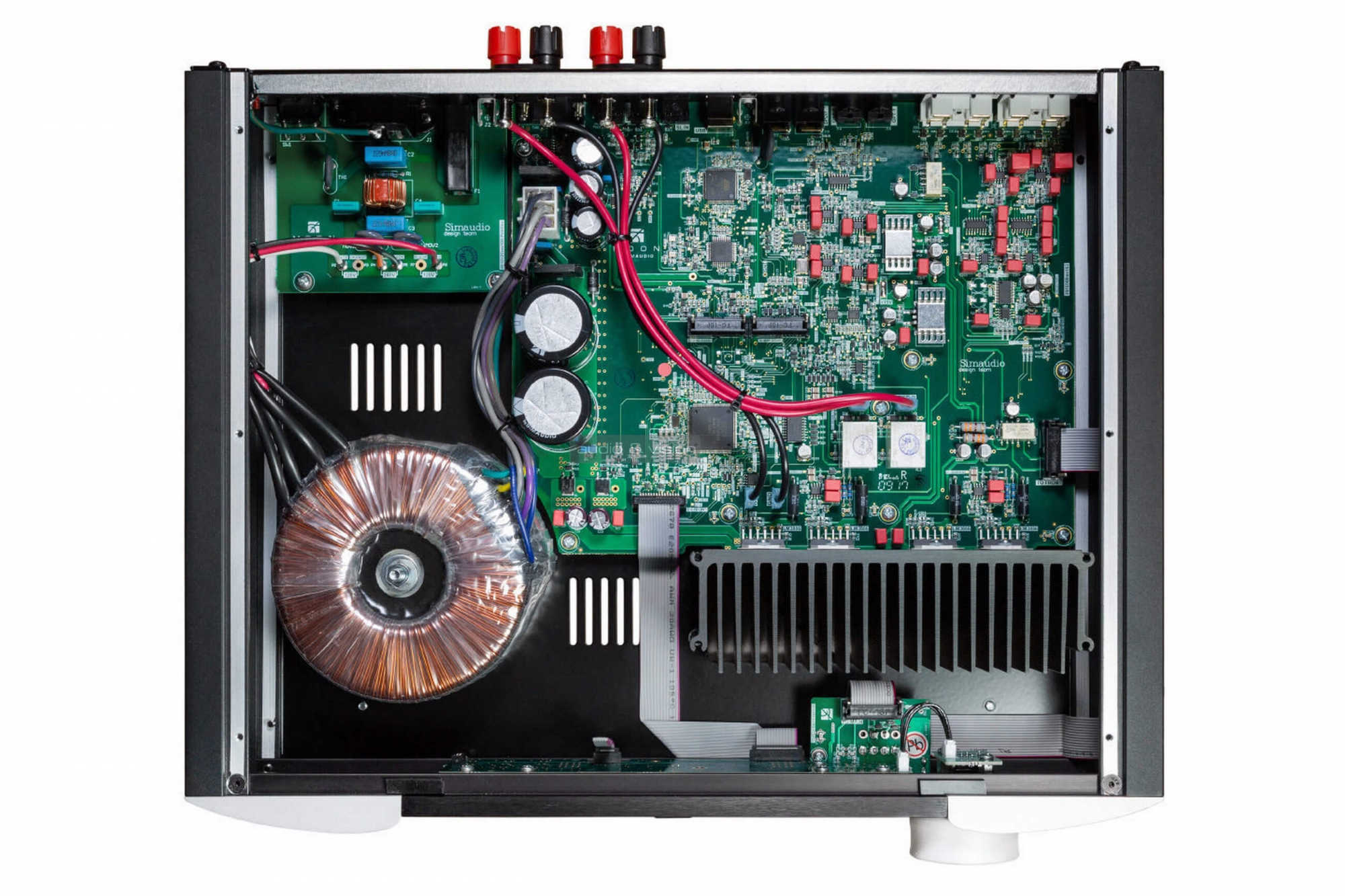 Moon 860a v2 rs black power amplifier. Simaudio moon 680d. Cd-проигрыватель sim audio moon 650d. усилитель мощности sim audio moon w-10. Sim moon.