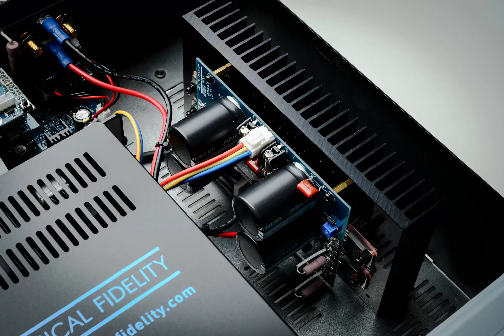 Musical Fidelity M5xi sztereó erősítő