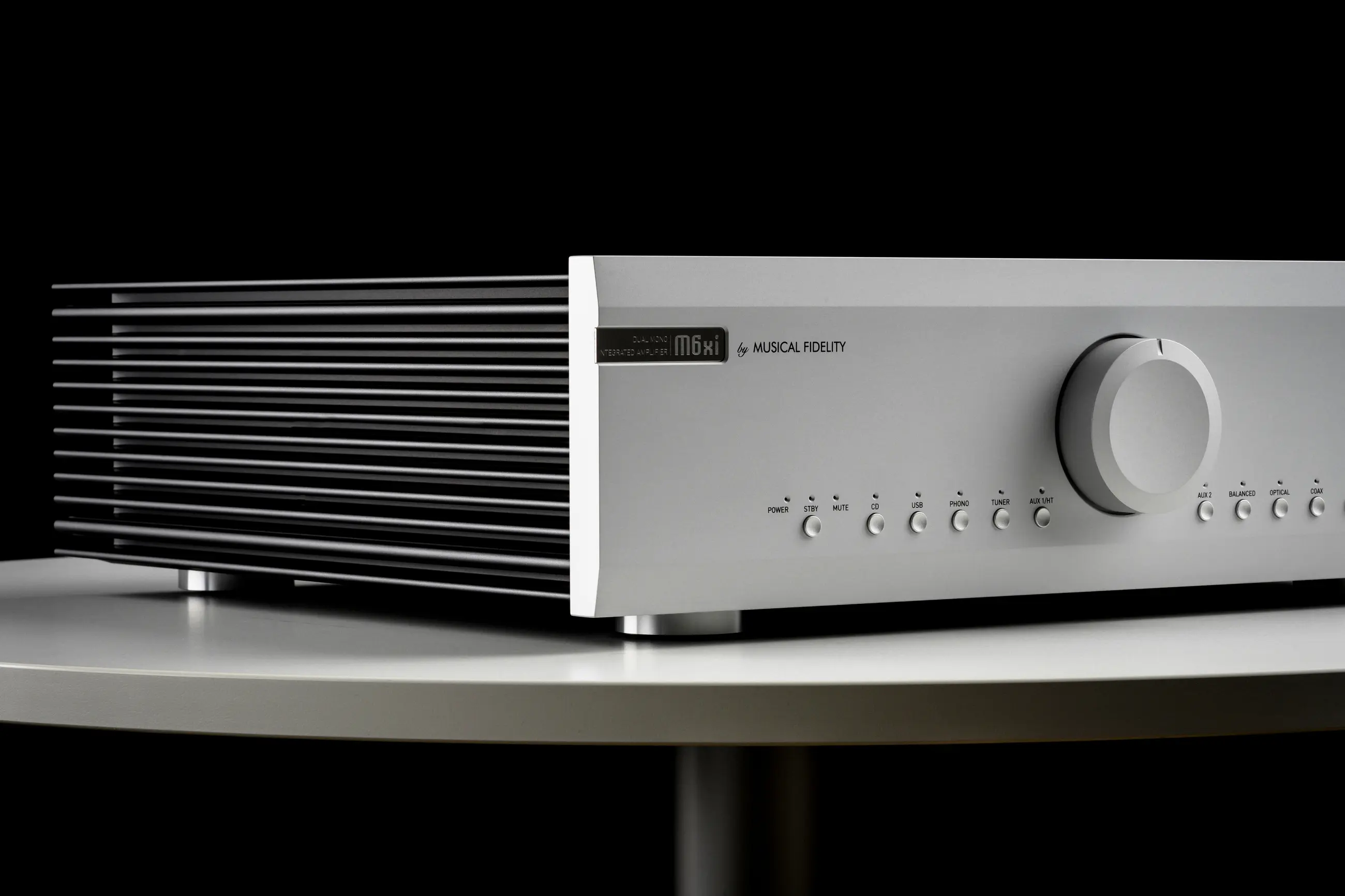 Musical Fidelity M6xi sztereó erősítő